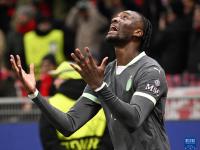 贝尔格莱德红星击败奥格斯堡