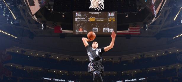 穆雷连续十五场比赛得分超过战术调整，独行侠挑战极限！